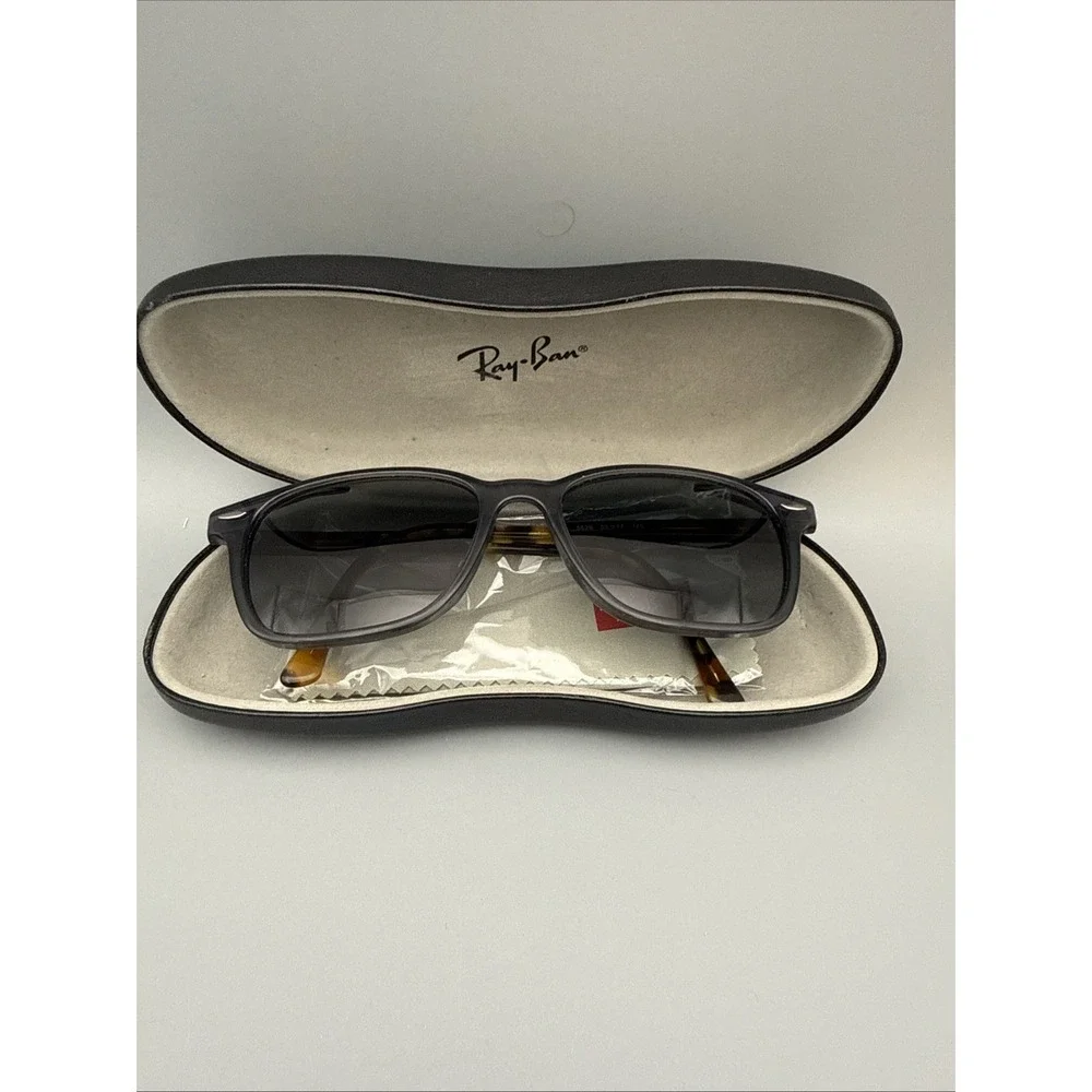 RAY-BAN RB7119 Vtg Italy Black Matte /Tortoise Sunglasses 55-17-145 & Case/Cloth
